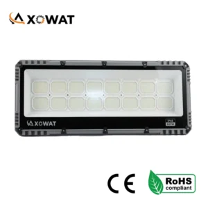 Projecteur LED 600W IP66 AXOWAT AXOFL78 avec flux lumineux de 72 000 lm. LED SMD 3030, efficacité 120 lm/W, protection IP66, durée de vie 100 000 heures. Idéal pour stades, usines, parkings, aéroports et grands espaces industriels.